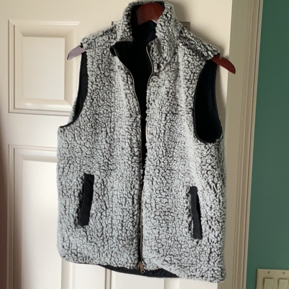 MIAMI VEST - Picture 2 of 5